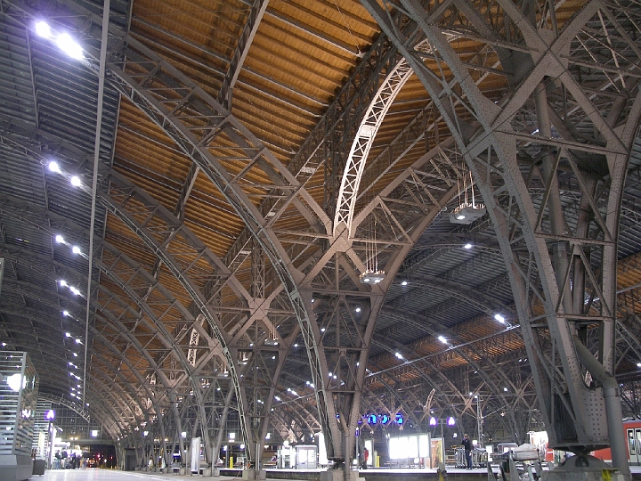 IMGP1081.JPG - Hauptbahnhof in Leipzig