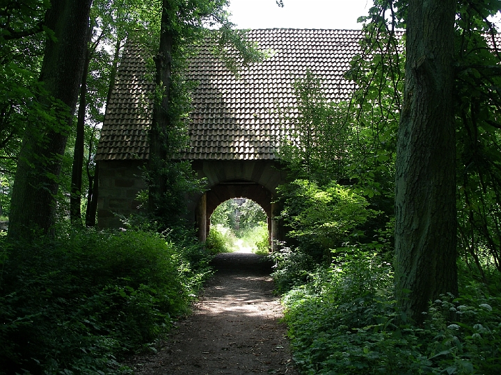 IMGP1150.JPG - Reste vom Schloss Oberbürg bei Schwaig