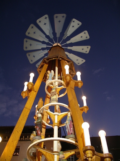 IMGP2135.JPG - Pyramide am Weihnachtsmarkt in Annaberg-Buchholz