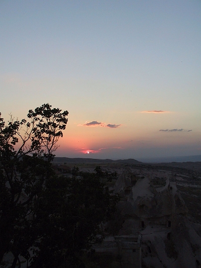IMG_1298.JPG - Sonnenuntergang in Uchisar, Kappadokien