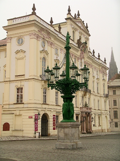 IMGP3167.JPG - Erzbischöflicher Palast