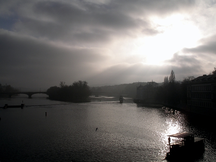 IMGP3253.JPG - Abendstimmung an der Moldau