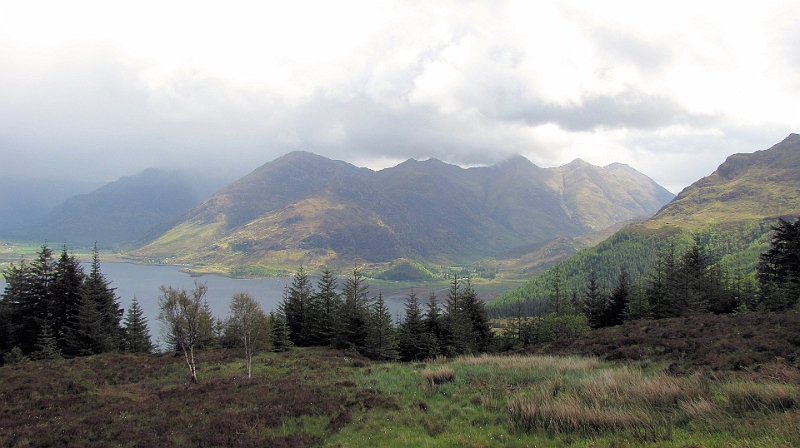 IMG_0613.JPG - Loch Duich und die Five Sisters